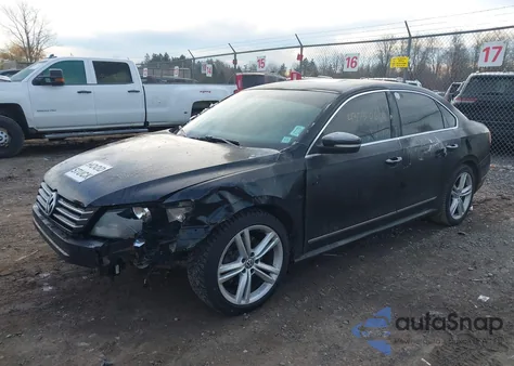 2014 Volkswagen Passat 2.0L Tdi Sel Premium z USA, uszkodzony, nr VIN 1VWCN7A3XEC050875